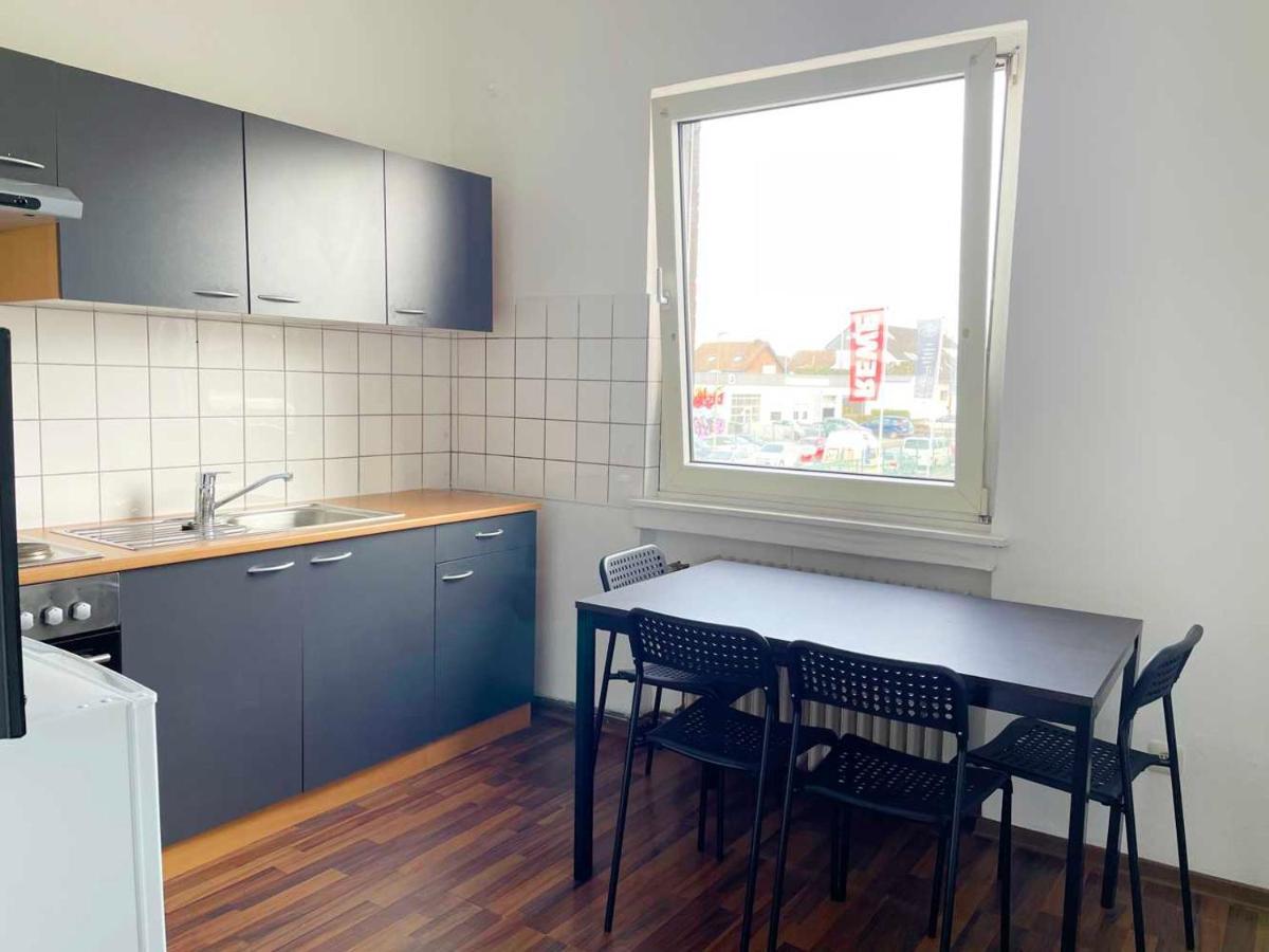 Apartment With 3 Rooms In Hürth Buitenkant foto